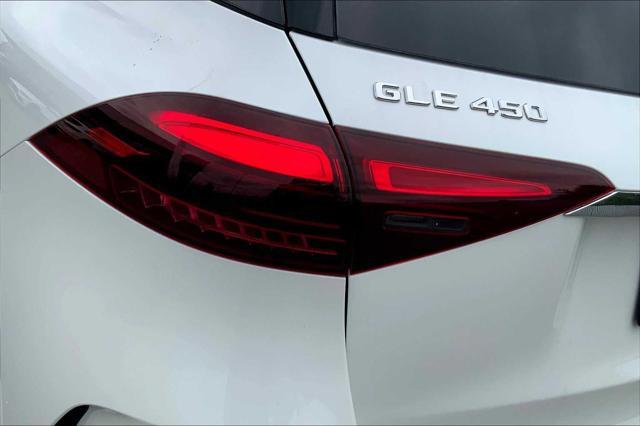 new 2025 Mercedes-Benz GLE 450 car, priced at $87,495
