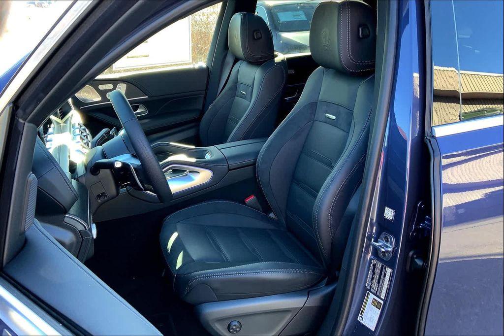 new 2025 Mercedes-Benz AMG GLE 53 car, priced at $96,135