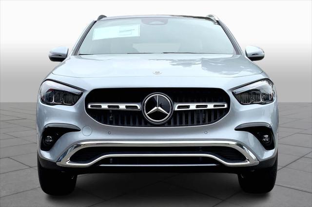 new 2025 Mercedes-Benz GLA 250 car, priced at $51,310