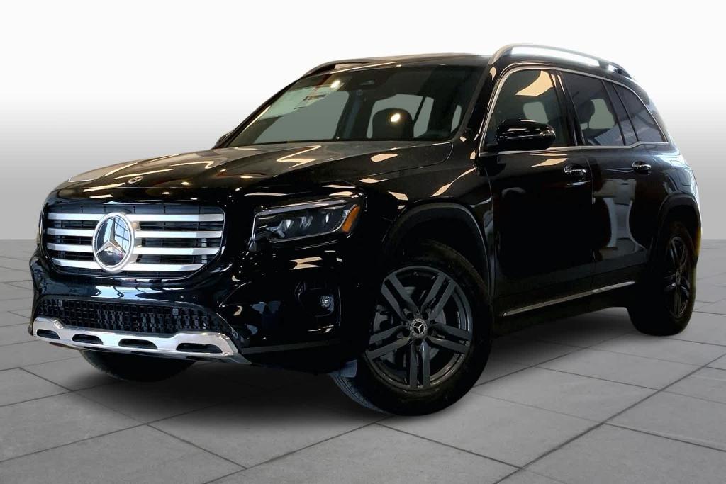 new 2024 Mercedes-Benz GLB 250 car, priced at $52,000