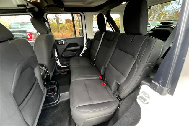 used 2021 Jeep Wrangler Unlimited car, priced at $33,402