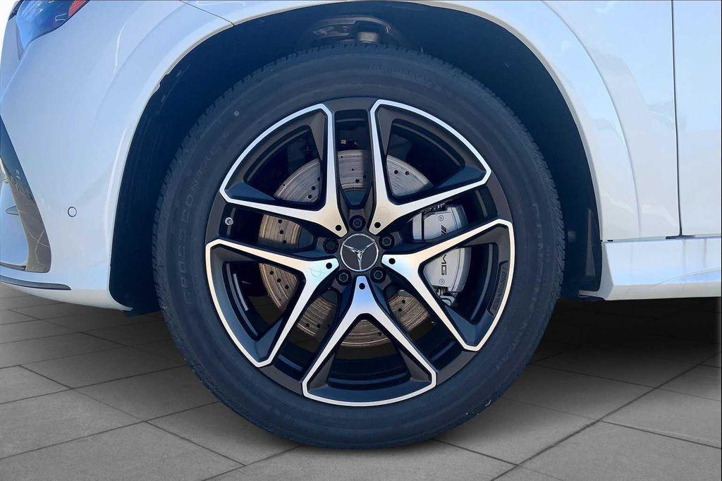 new 2025 Mercedes-Benz AMG GLE 53 car, priced at $103,375