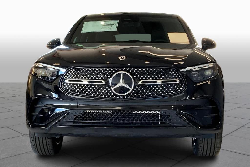 new 2024 Mercedes-Benz GLC 300 car, priced at $67,980