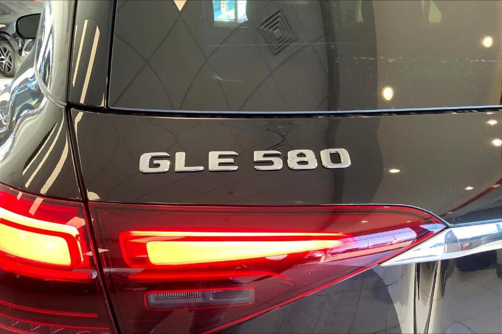 new 2024 Mercedes-Benz GLE 580 car, priced at $102,145