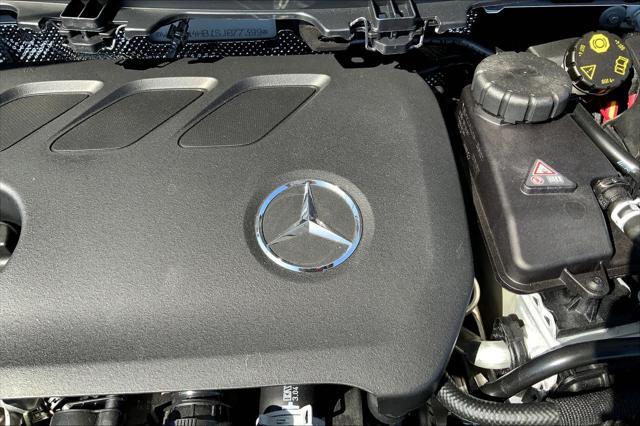 new 2025 Mercedes-Benz GLA 250 car, priced at $47,295