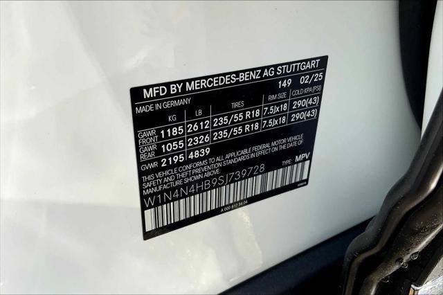 new 2025 Mercedes-Benz GLA 250 car, priced at $47,295