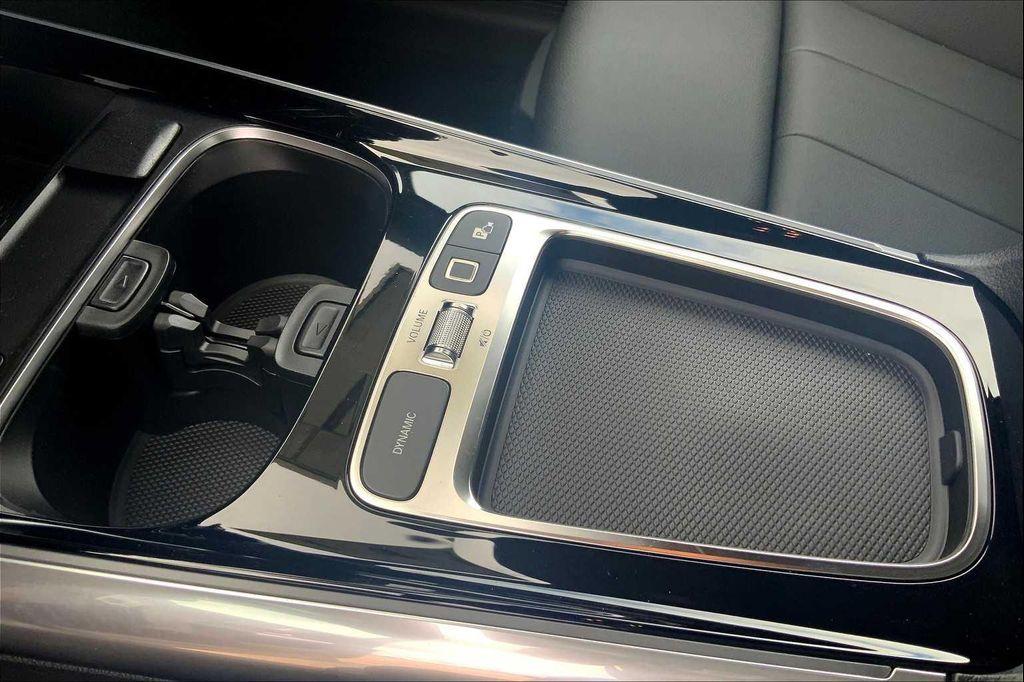new 2026 Mercedes-Benz GLA 250 car, priced at $51,385