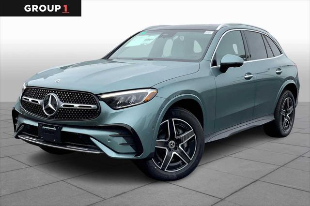 new 2025 Mercedes-Benz GLC 300 car, priced at $61,900