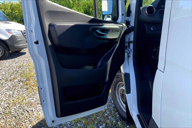 new 2025 Mercedes-Benz Sprinter 2500 car, priced at $64,002