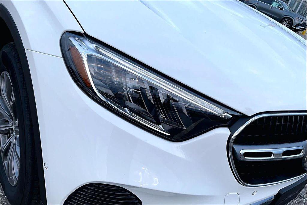 new 2026 Mercedes-Benz GLC 300 car, priced at $55,270