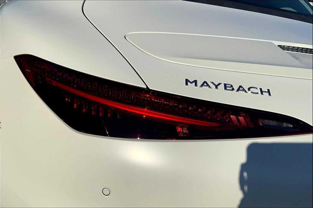 new 2026 Mercedes-Benz Maybach SL 680 Monogram Series car, priced at $232,650