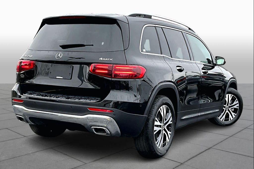 used 2025 Mercedes-Benz GLB 250 car, priced at $43,100