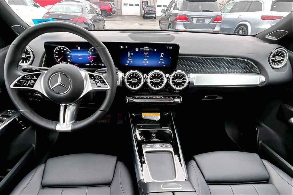 used 2025 Mercedes-Benz GLB 250 car, priced at $43,100