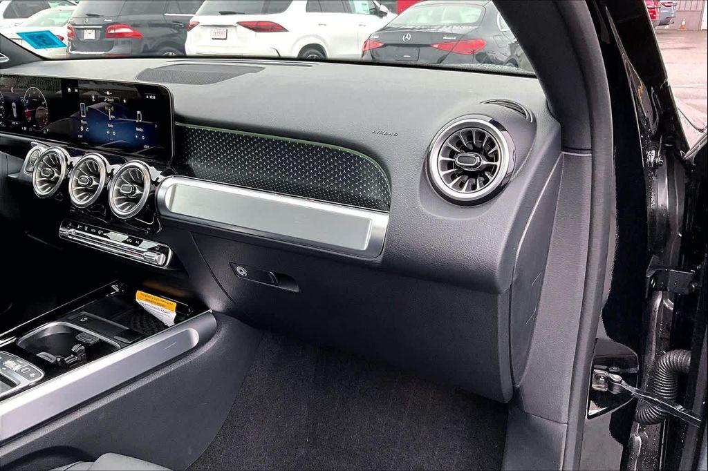 used 2025 Mercedes-Benz GLB 250 car, priced at $43,100