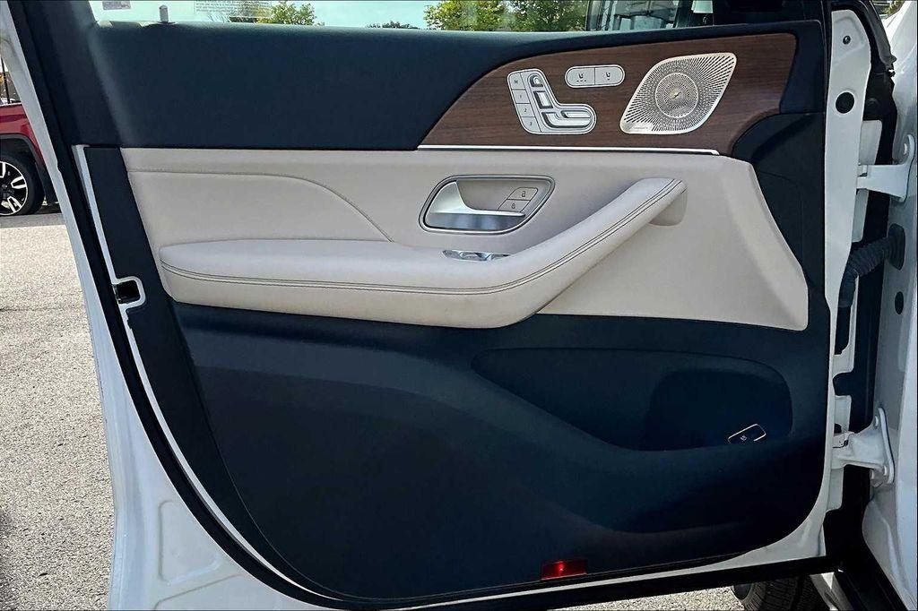 used 2023 Mercedes-Benz GLE 350 car, priced at $50,998