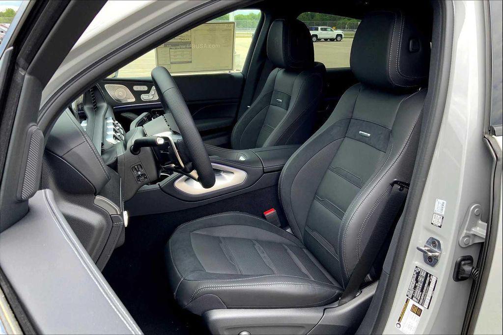 new 2025 Mercedes-Benz AMG GLE 53 car, priced at $100,625
