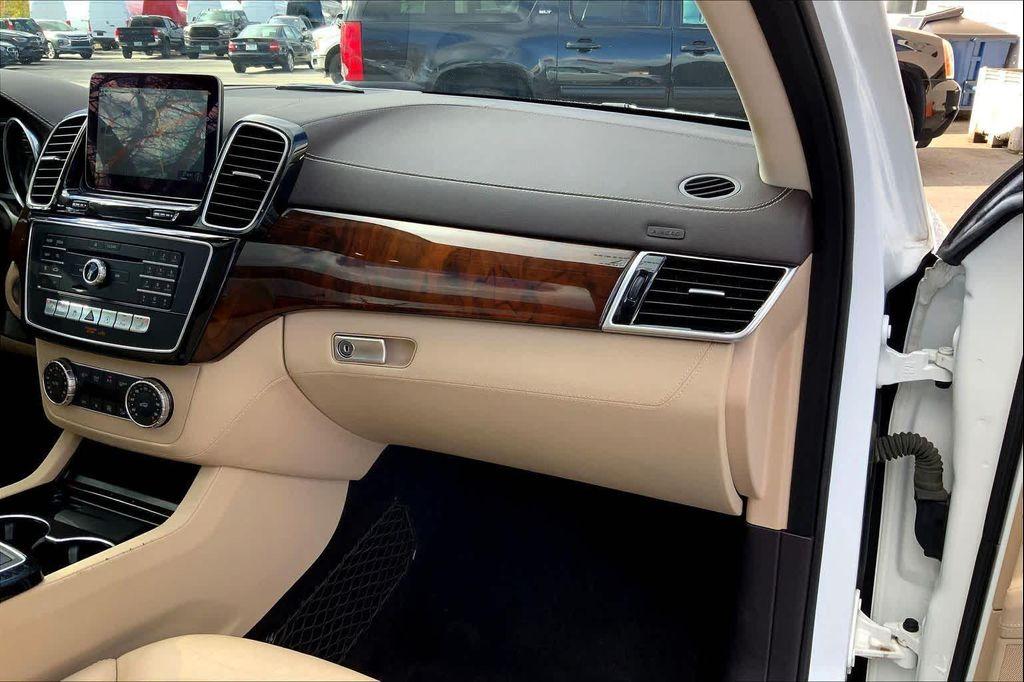 used 2017 Mercedes-Benz GLE 400 car, priced at $20,347