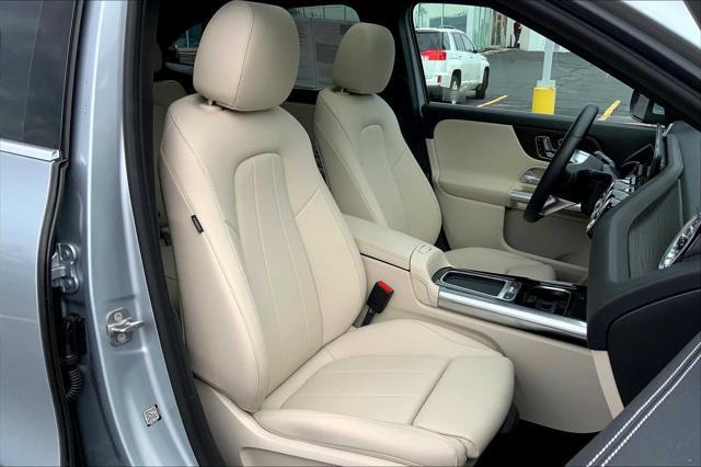 used 2025 Mercedes-Benz GLA 250 car, priced at $41,995