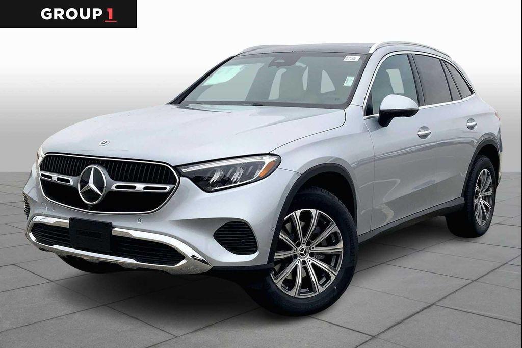 new 2026 Mercedes-Benz GLC 300 car, priced at $58,370