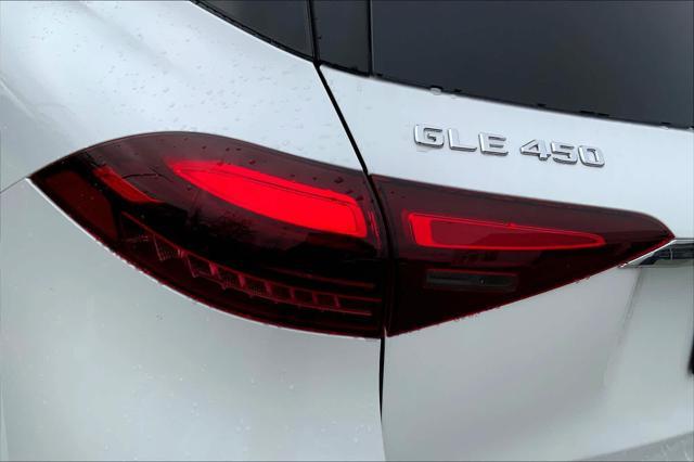 new 2025 Mercedes-Benz GLE 450 car, priced at $86,830