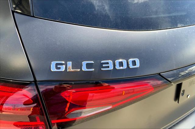 new 2025 Mercedes-Benz GLC 300 car, priced at $65,920