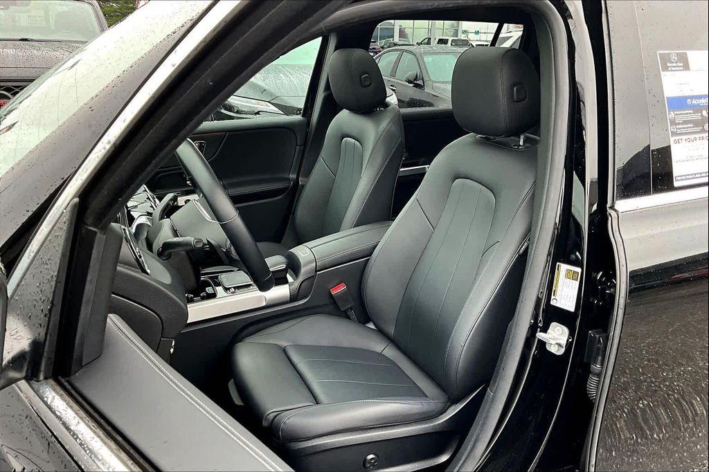 used 2023 Mercedes-Benz GLB 250 car, priced at $31,472