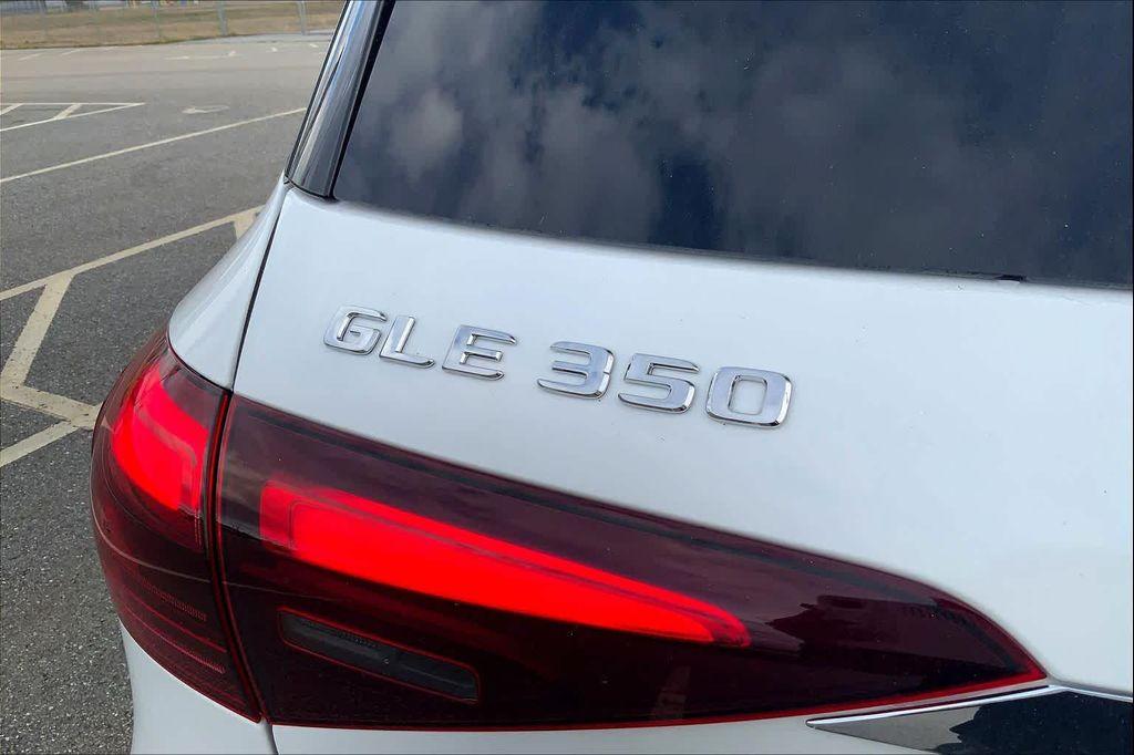 new 2026 Mercedes-Benz GLE 350 car, priced at $72,500