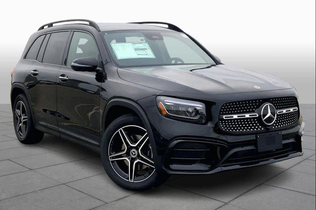 new 2026 Mercedes-Benz GLB 250 car, priced at $56,265