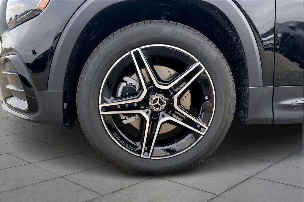 new 2026 Mercedes-Benz GLB 250 car, priced at $56,265