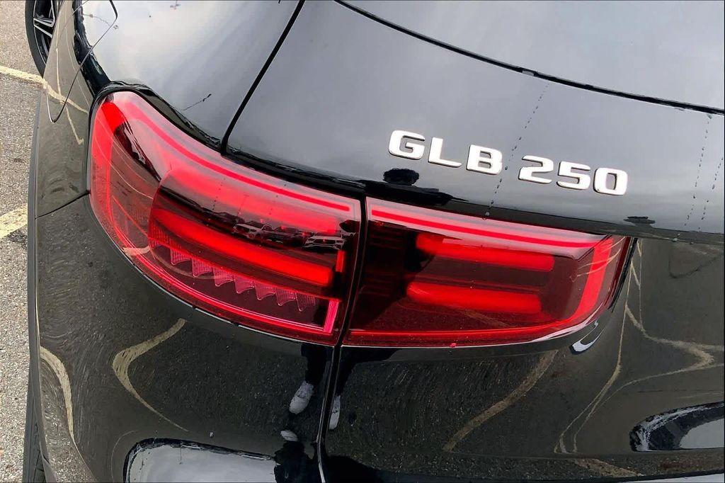 new 2026 Mercedes-Benz GLB 250 car, priced at $56,265