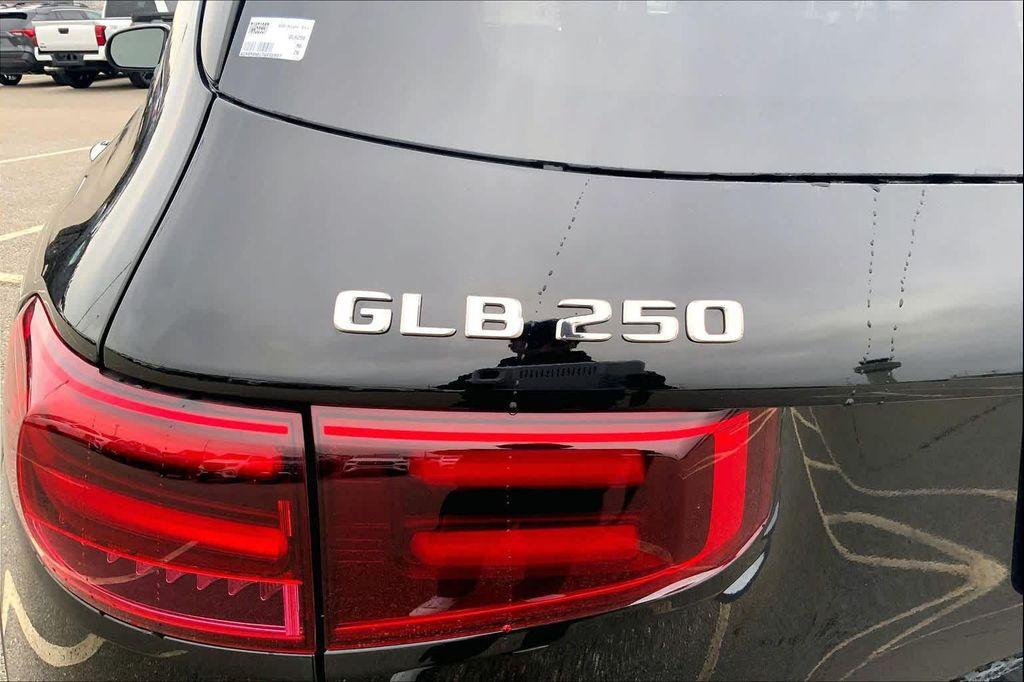 new 2026 Mercedes-Benz GLB 250 car, priced at $56,265