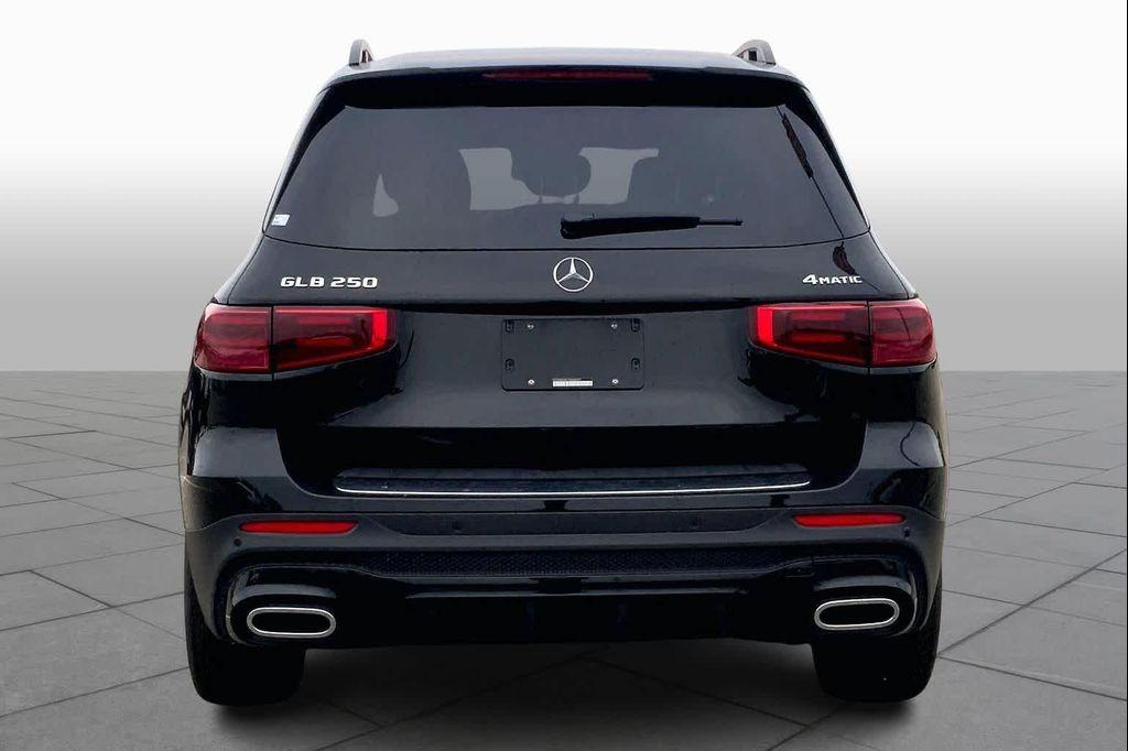 new 2026 Mercedes-Benz GLB 250 car, priced at $56,265