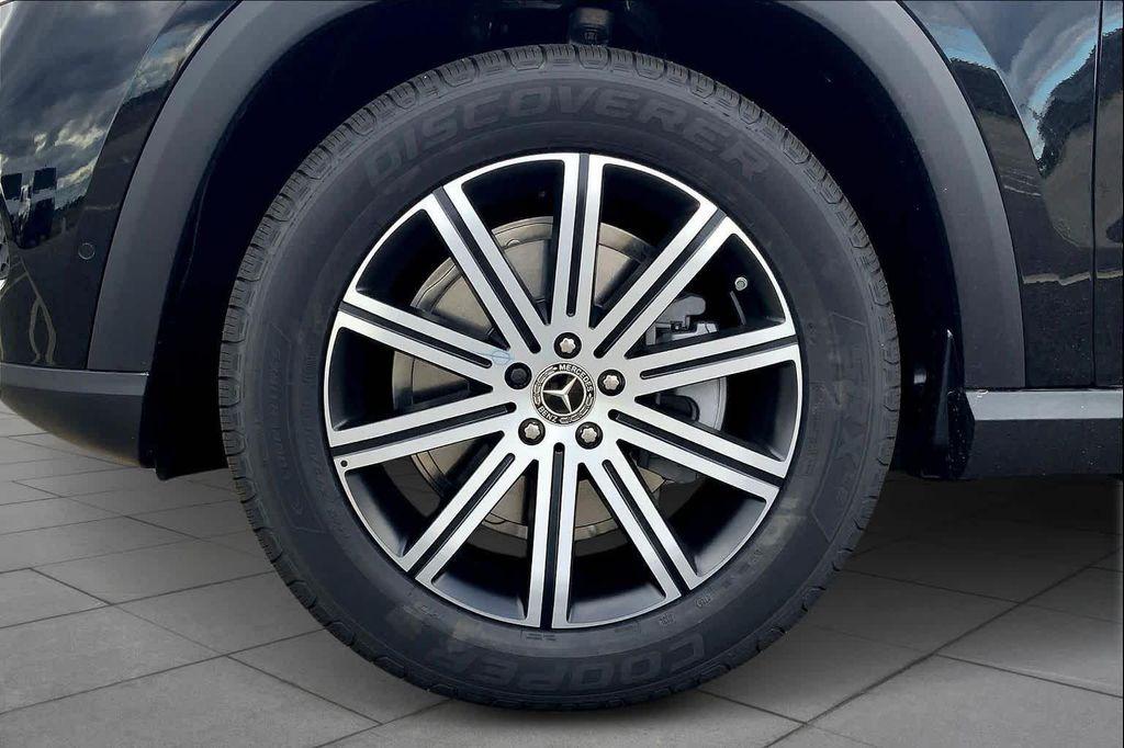 new 2026 Mercedes-Benz GLE 350 car, priced at $73,250