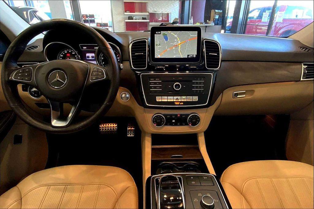 used 2019 Mercedes-Benz GLE 400 car, priced at $18,887