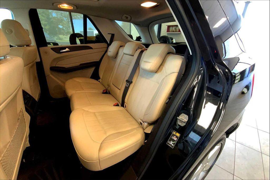 used 2019 Mercedes-Benz GLE 400 car, priced at $18,887