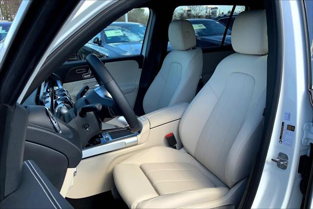 new 2025 Mercedes-Benz GLB 250 car, priced at $54,025