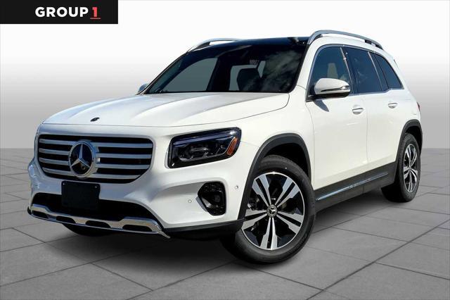new 2025 Mercedes-Benz GLB 250 car, priced at $54,025