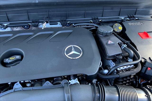 new 2025 Mercedes-Benz GLB 250 car, priced at $54,025