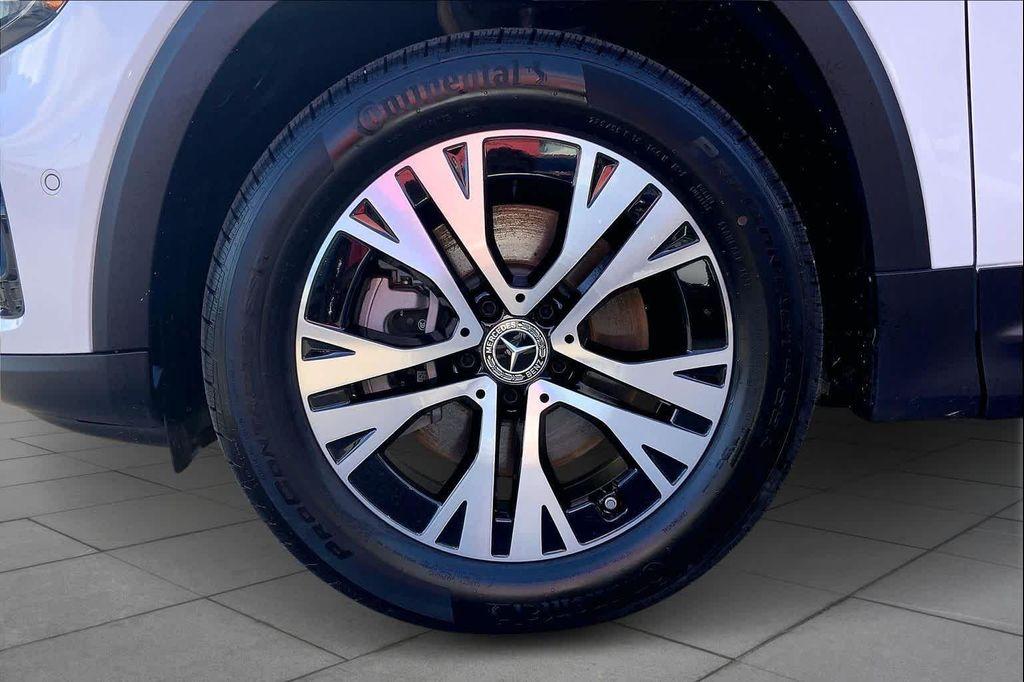 used 2025 Mercedes-Benz GLB 250 car, priced at $43,806