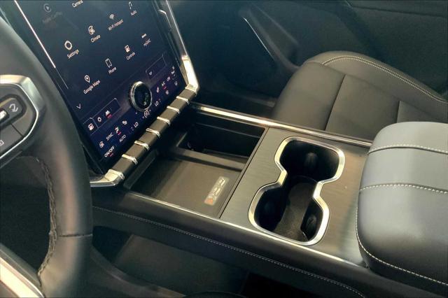 used 2025 GMC Acadia car, priced at $45,989