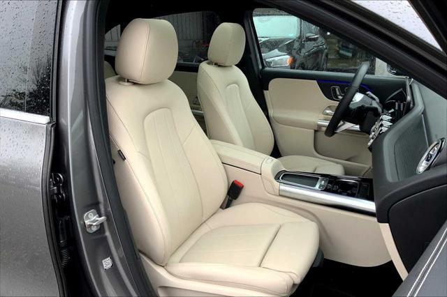 used 2025 Mercedes-Benz GLA 250 car, priced at $44,989