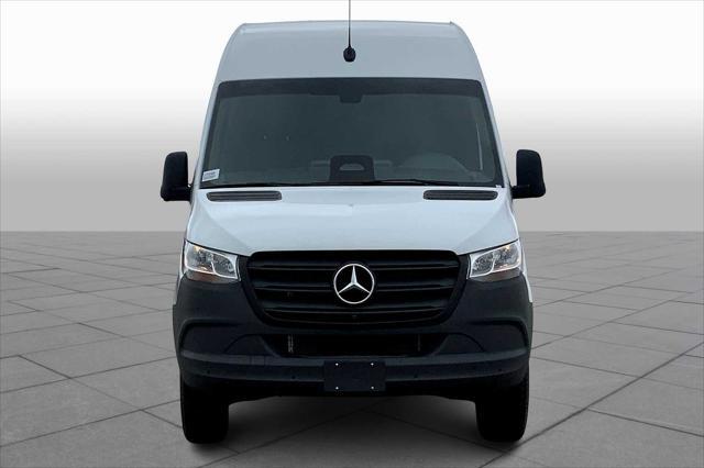 new 2025 Mercedes-Benz Sprinter 2500 car, priced at $70,666