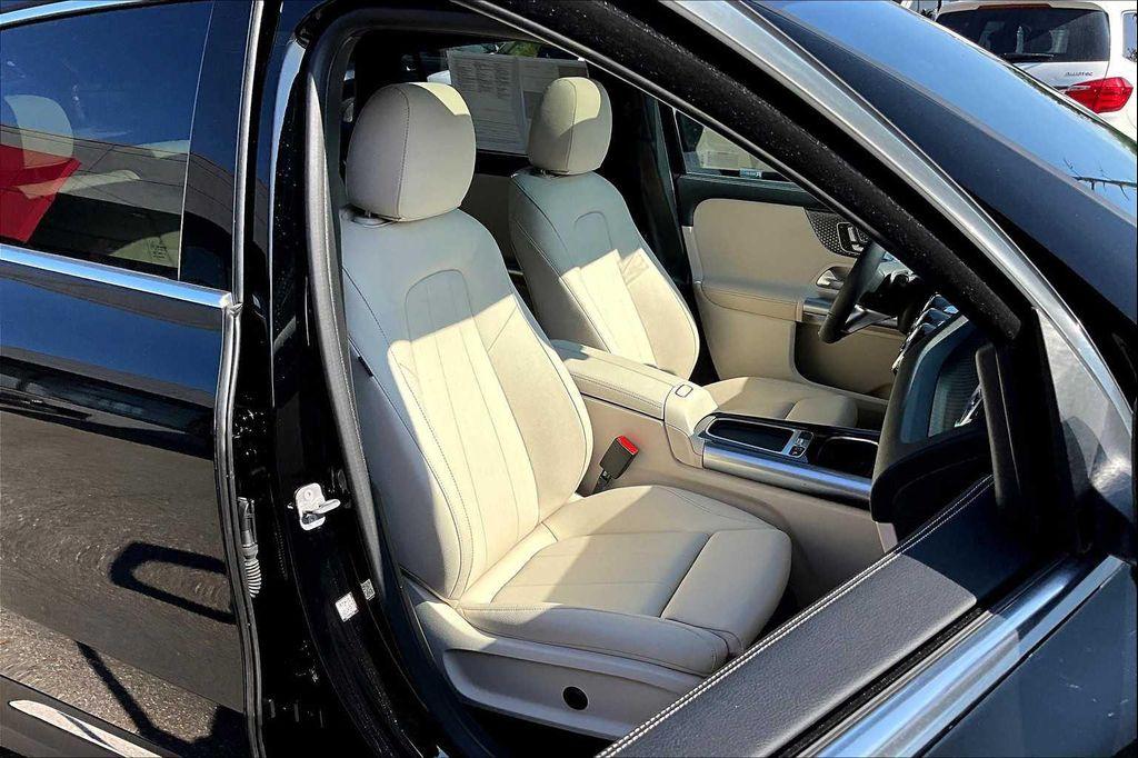 used 2025 Mercedes-Benz GLA 250 car, priced at $41,987