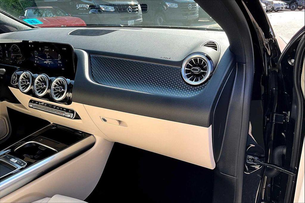 used 2025 Mercedes-Benz GLA 250 car, priced at $41,987