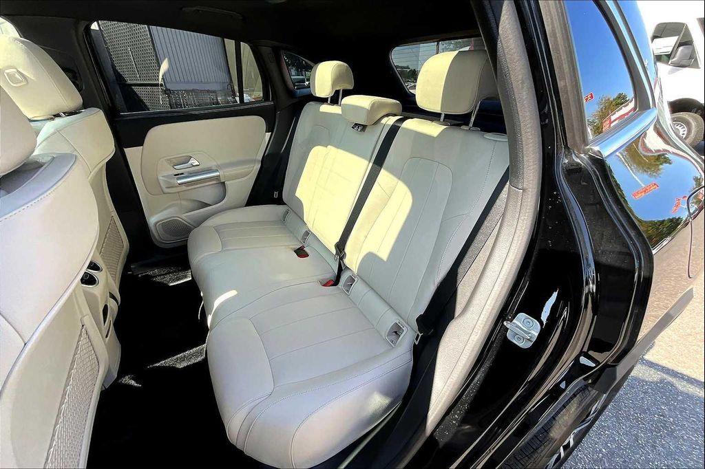 used 2025 Mercedes-Benz GLA 250 car, priced at $41,987