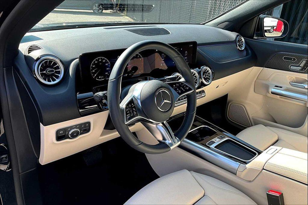 used 2025 Mercedes-Benz GLA 250 car, priced at $41,987