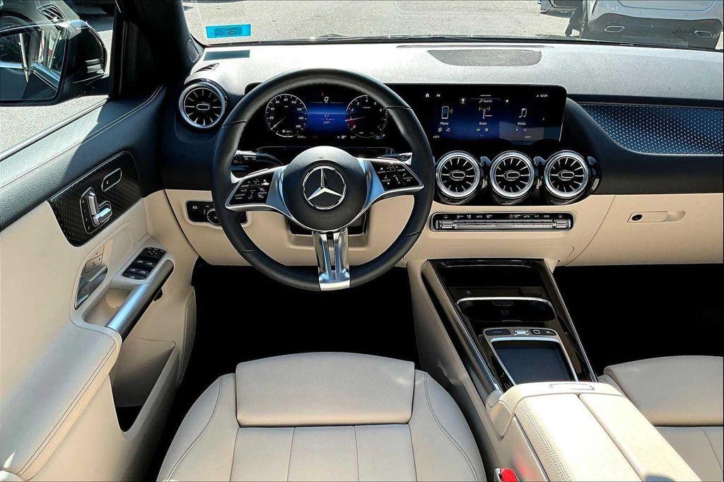 used 2025 Mercedes-Benz GLA 250 car, priced at $41,987