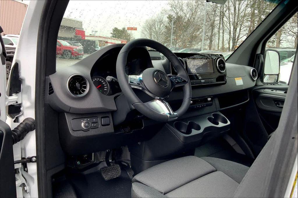 new 2025 Mercedes-Benz Sprinter 2500 car, priced at $67,001