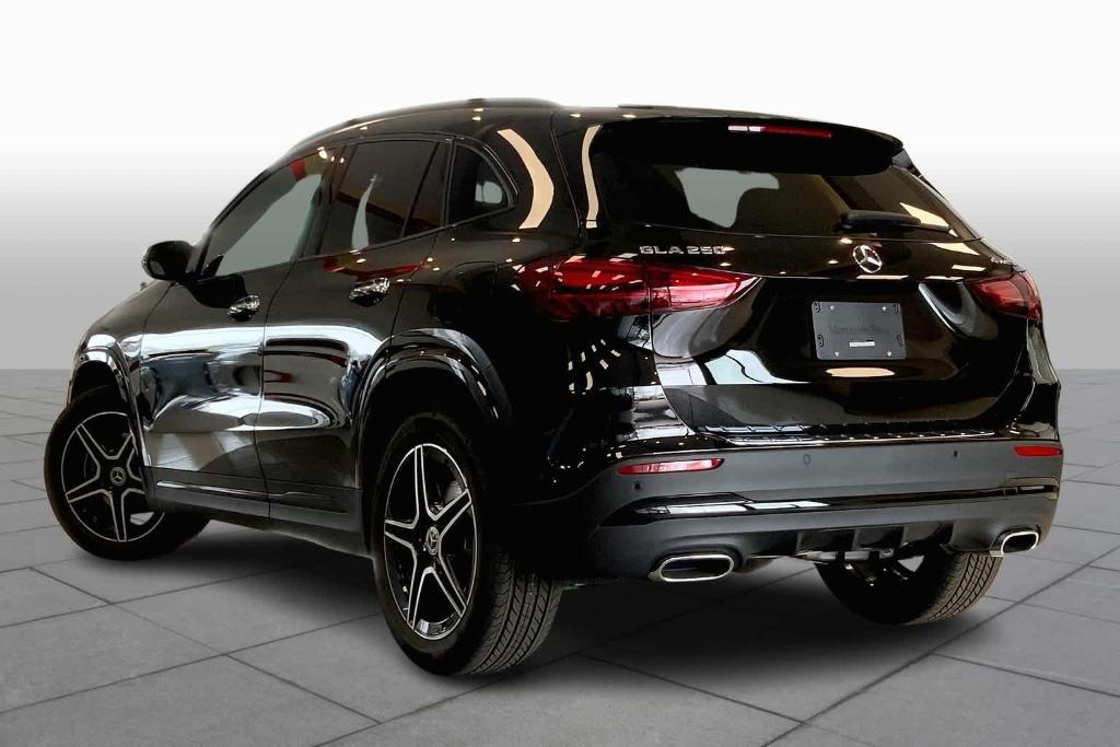 new 2024 Mercedes-Benz GLA 250 car, priced at $52,250