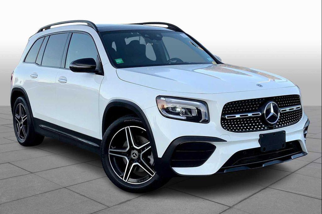 used 2021 Mercedes-Benz GLB 250 car, priced at $28,989